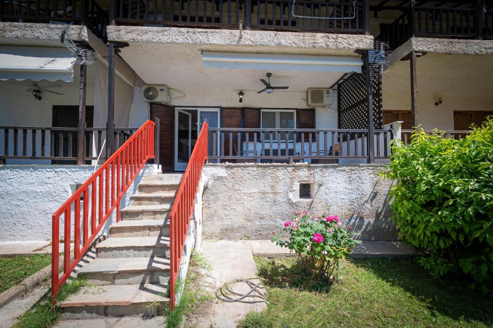Xelidonia Apartments By Rentalspro Services - Nikiti Halkidiki Metamórfoszi Kültér fotó